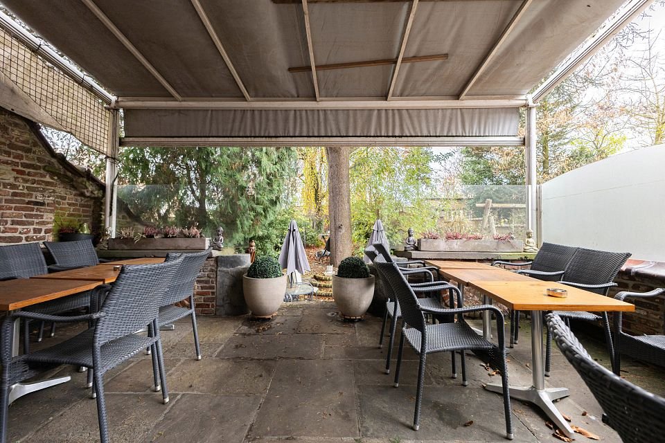 Fonds de commerce à remettre : restaurant + jardin + caves – 5