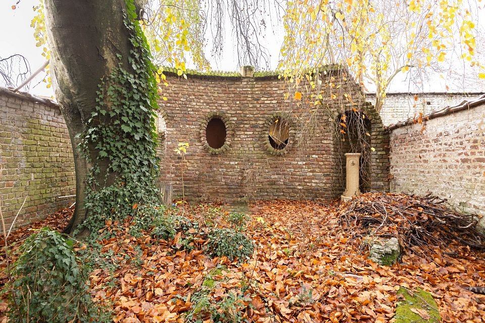 Fonds de commerce à remettre : restaurant + jardin + caves – 9