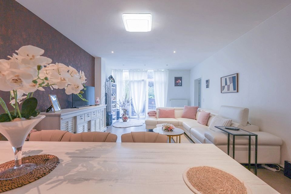 Vendu à la 1ère visite !!! rdc 2ch + jardin + garage+3 caves – 6