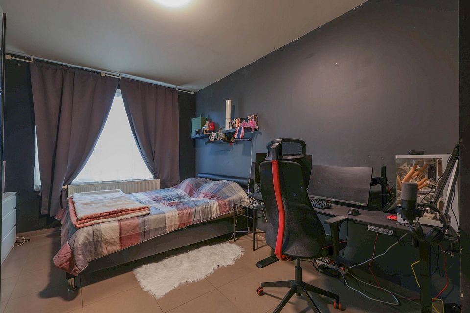 Vendu à la 1ère visite !!! rdc 2ch + jardin + garage+3 caves – 16