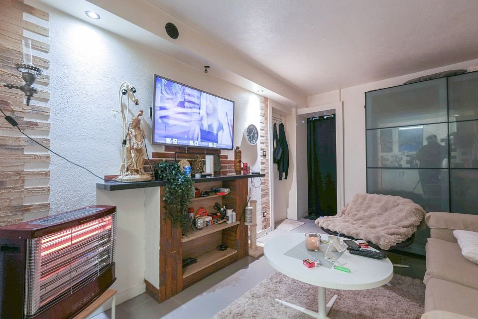 Vendu à la 1ère visite !!! rdc 2ch + jardin + garage+3 caves – 24