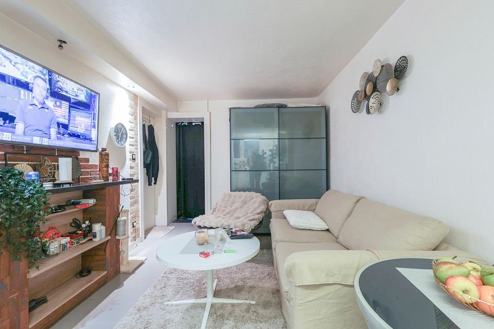 Vendu à la 1ère visite !!! rdc 2ch + jardin + garage+3 caves – 25